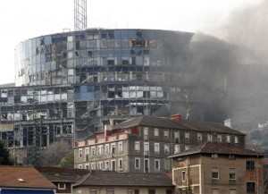 Bombazo de la ETA al edificio de EiTB en Bilbao Bombazo de la ETA al edificio de EiTB en Bilbao