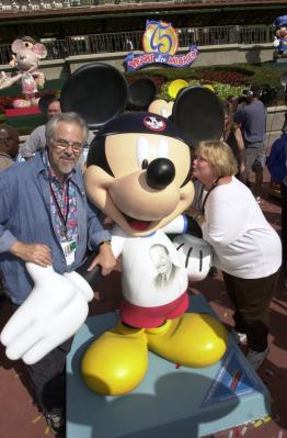 Mickey Mouse se quedó sin voz Mickey Mouse se quedó sin voz