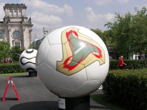 El diseño del balón del Mudial de Sudáfrica no convence
