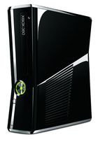 La nueva Xbox Slim es realmente más delgada y pequeña