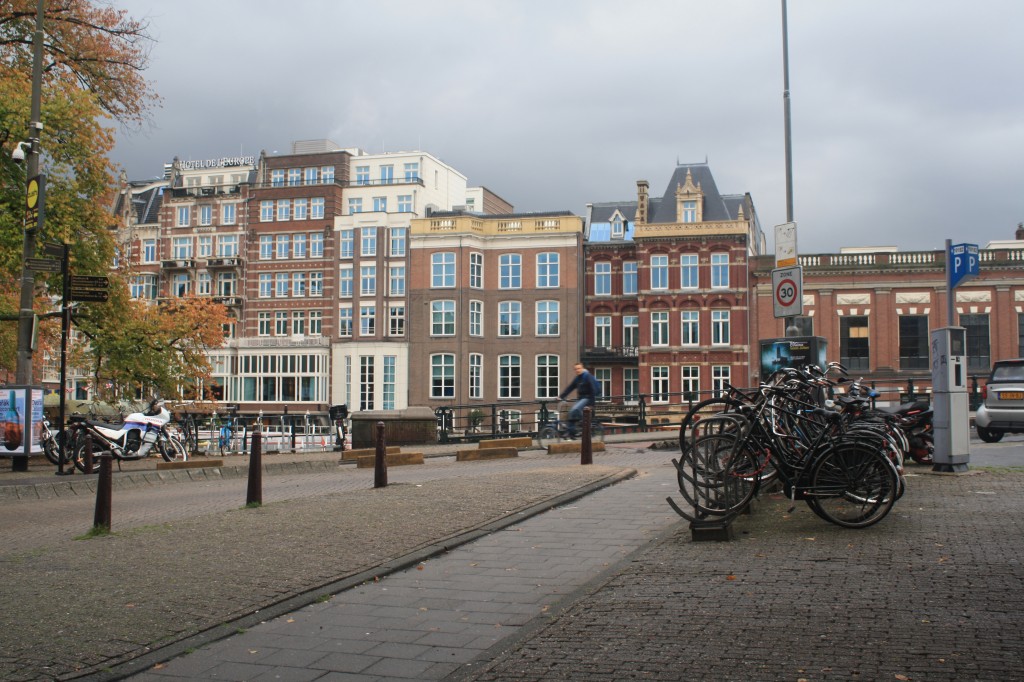 IMG_8798 La cultura de la bicicleta en una ciudad con educación: Ámsterdam