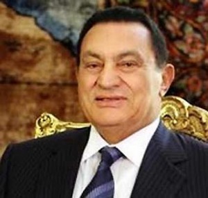 Hosni Mubarak hospitalizado y en calidad de detenido